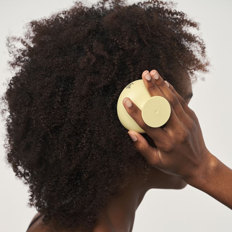 Lador Dermatical Shampoo Brush