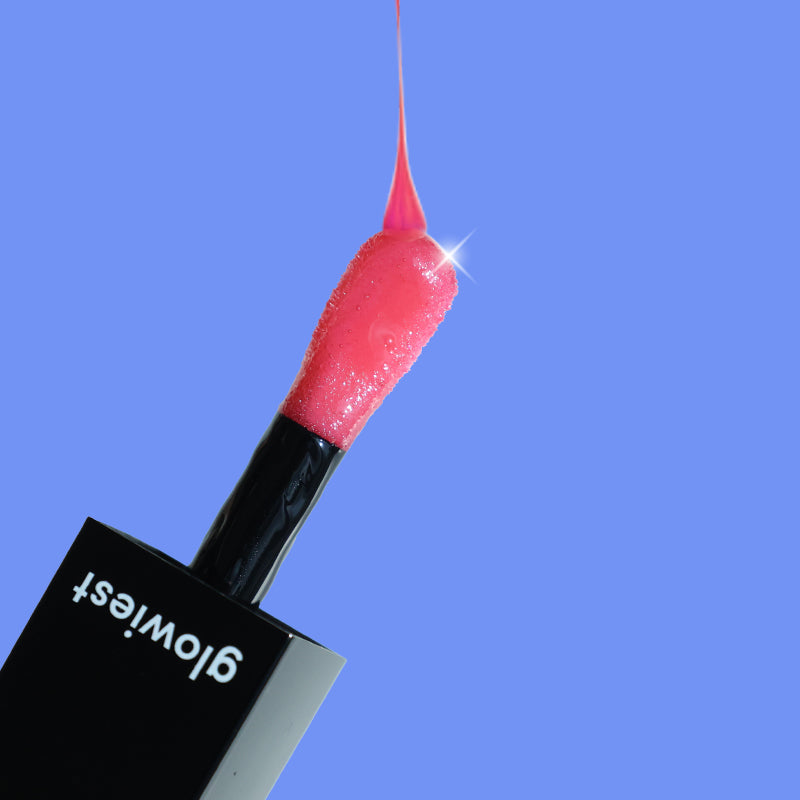 glowiest Effortless Glow Lip Oil (001 Red Rose)